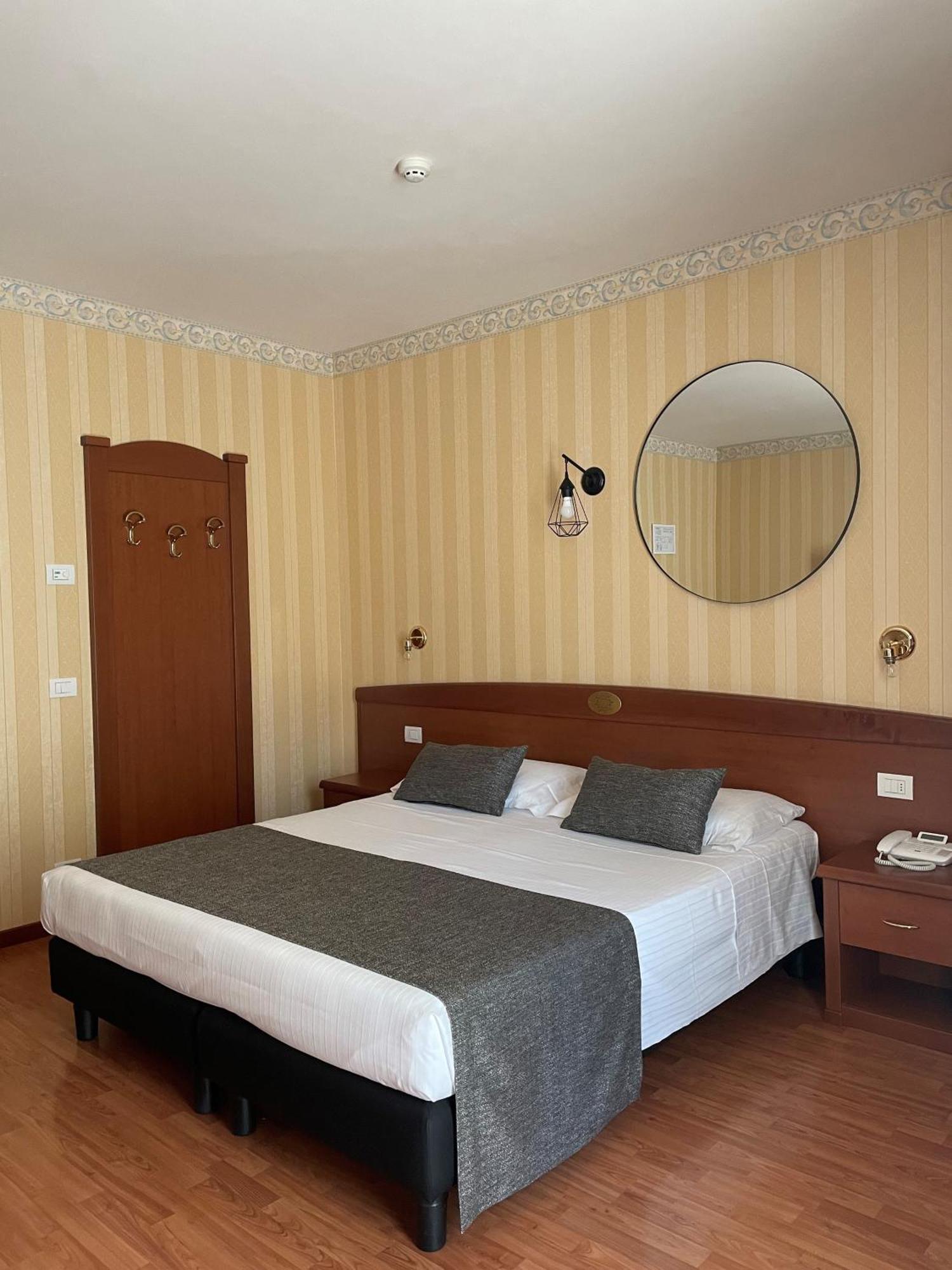 Hotel Al Sole バルドリーノ 部屋 写真
