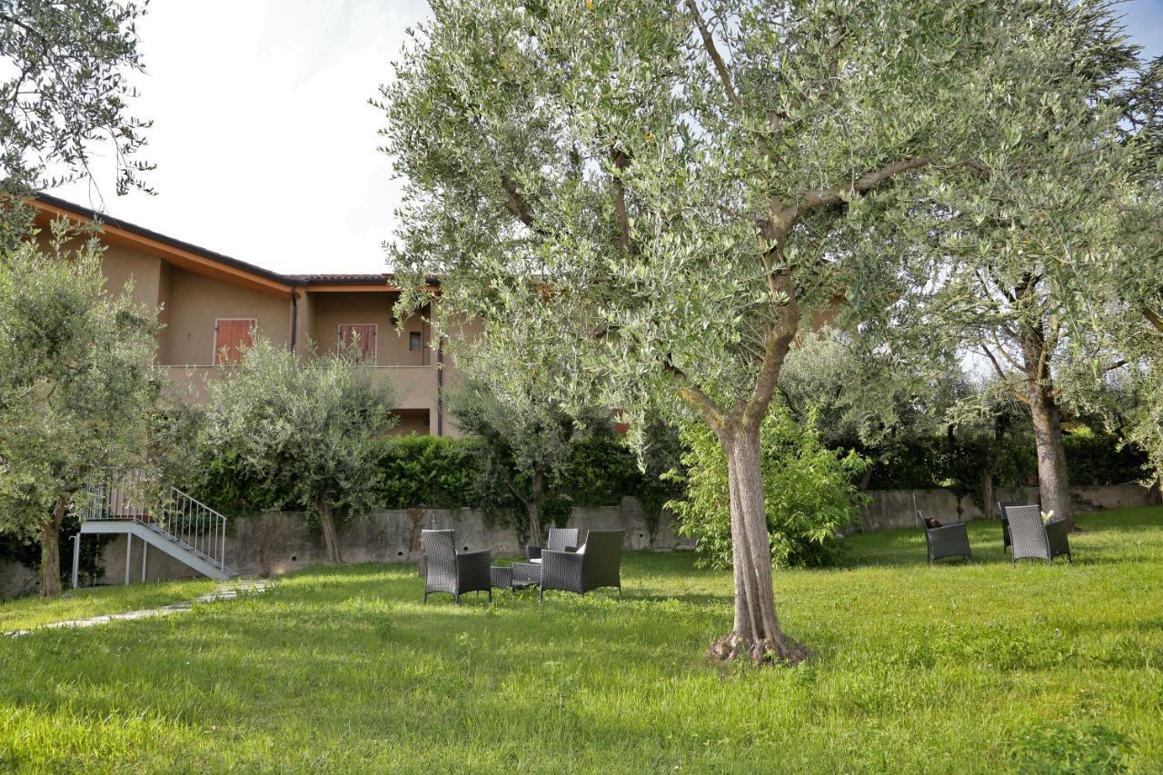 Hotel Al Sole バルドリーノ エクステリア 写真